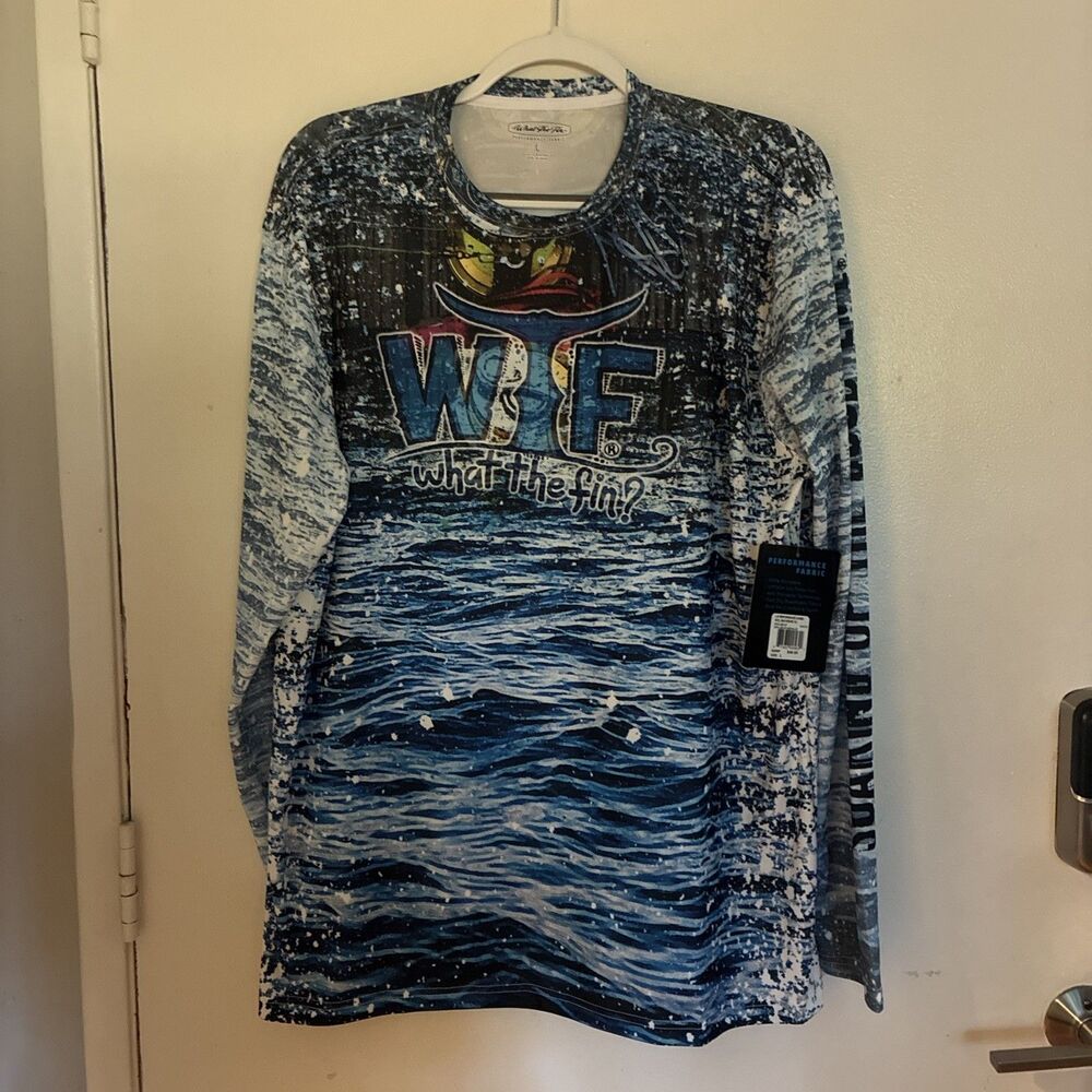 What The Fin WTF Men’s L Long Sleeve Fishing Shirt Graphic Print Boating NWT